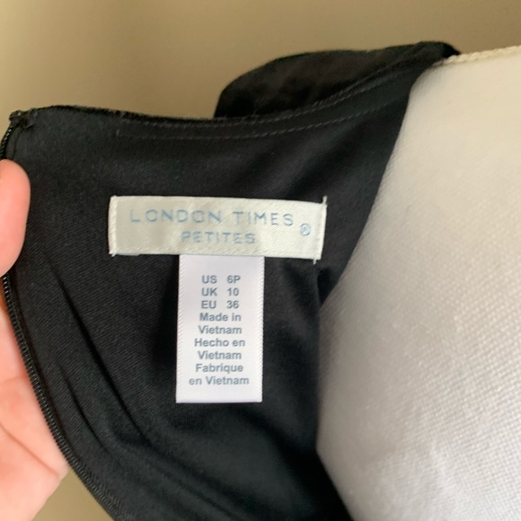 London Times Velvet V Neck Sleeveless Dress - Picture 5 of 5